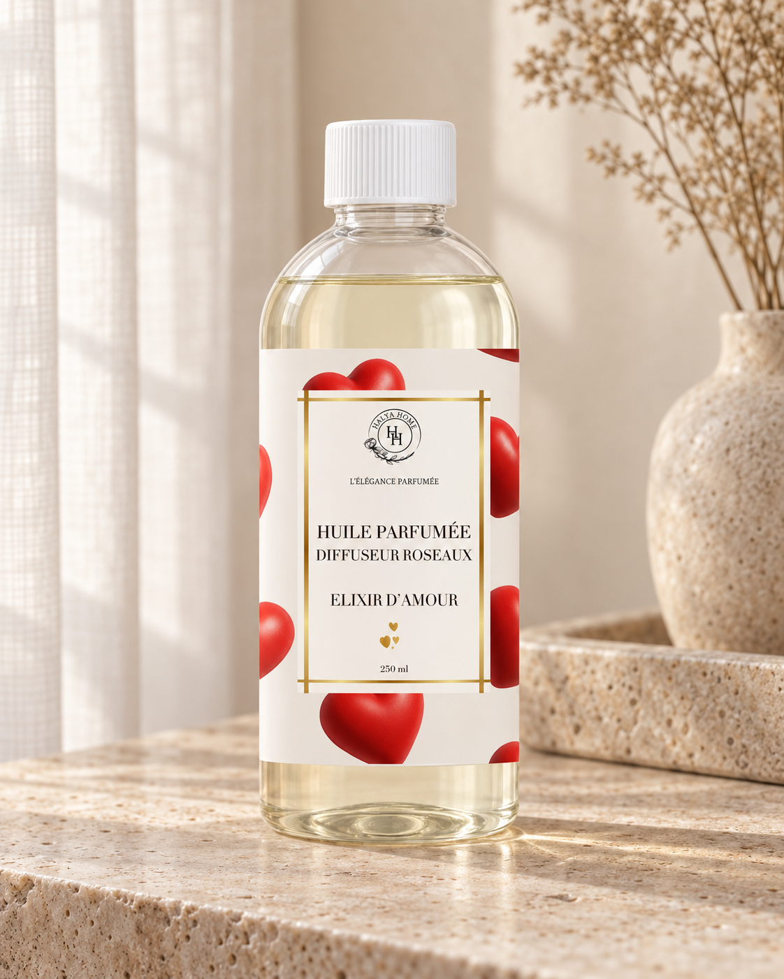 Huile pour diffuseur à roseaux Élixir d’Amour Halya Home 250 ml sur pierre claire