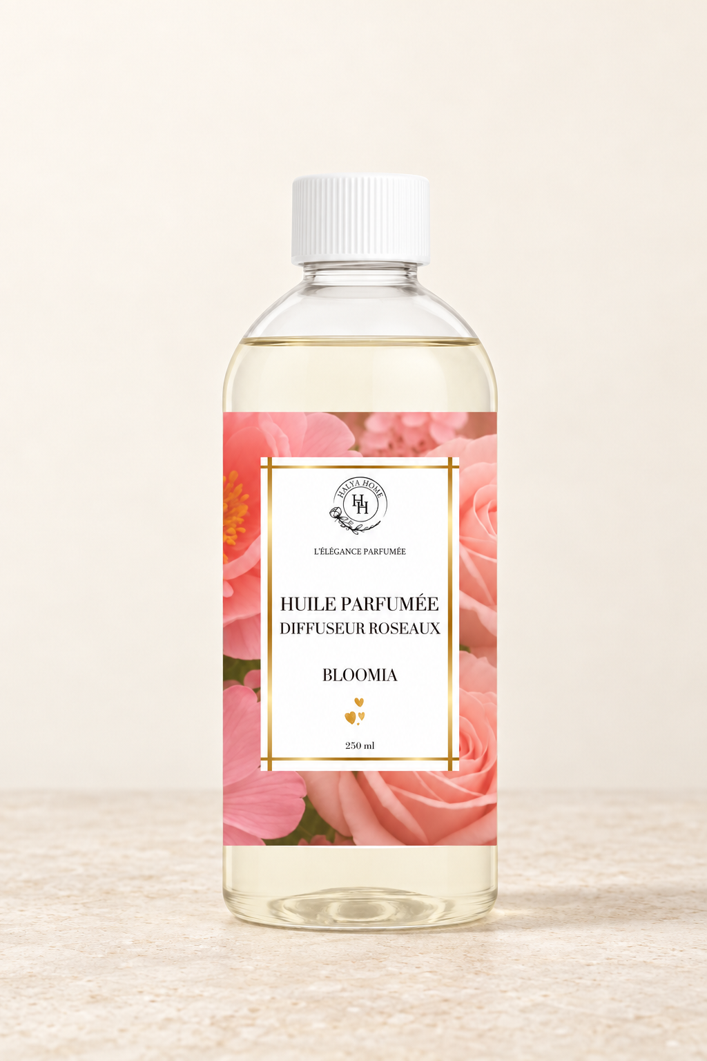 Huile parfumée Bloomia Halya Home pour diffuseur à roseaux, flacon de 250 ml présenté de face sur fond ivoire.